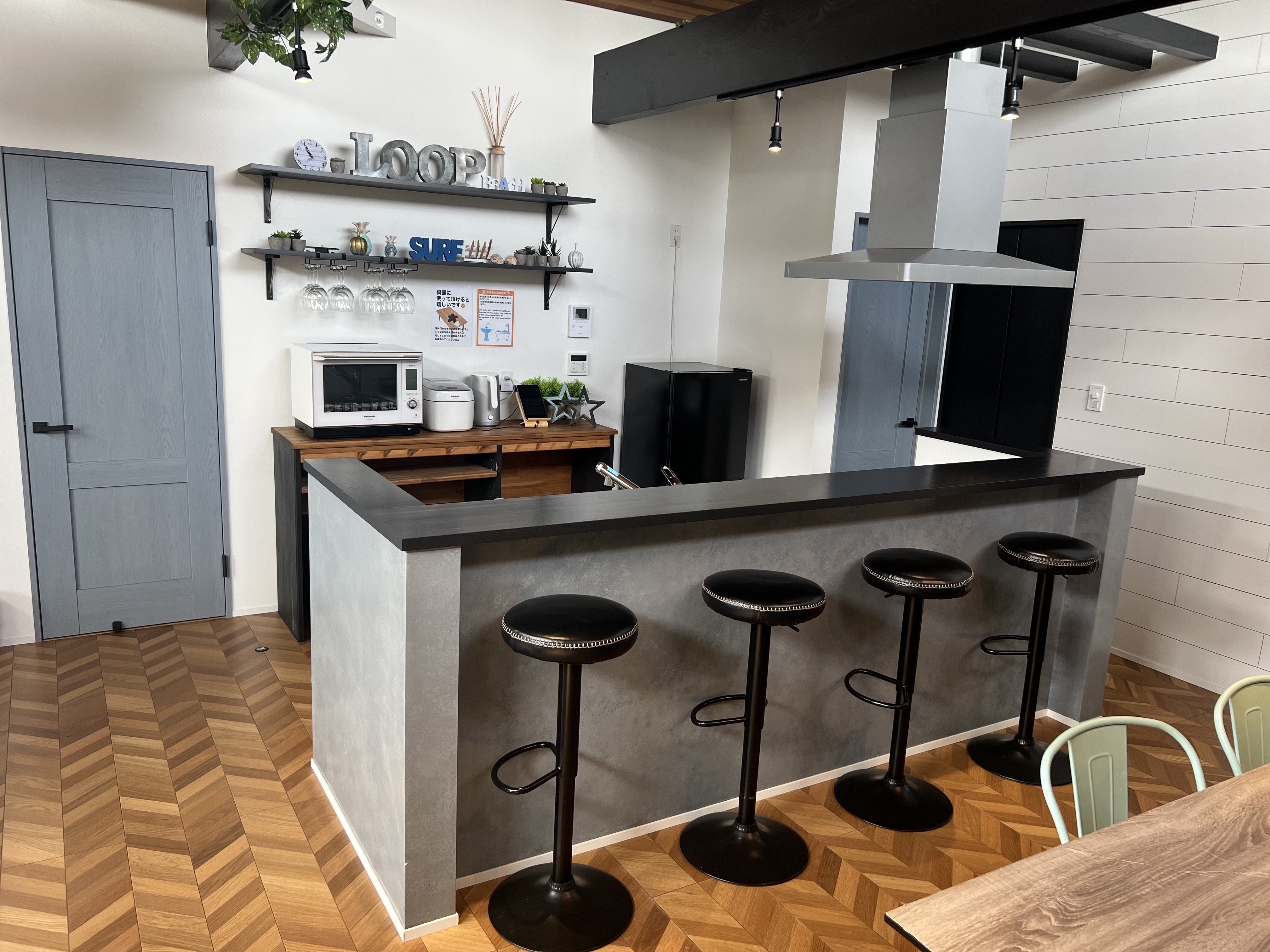 low_bg7